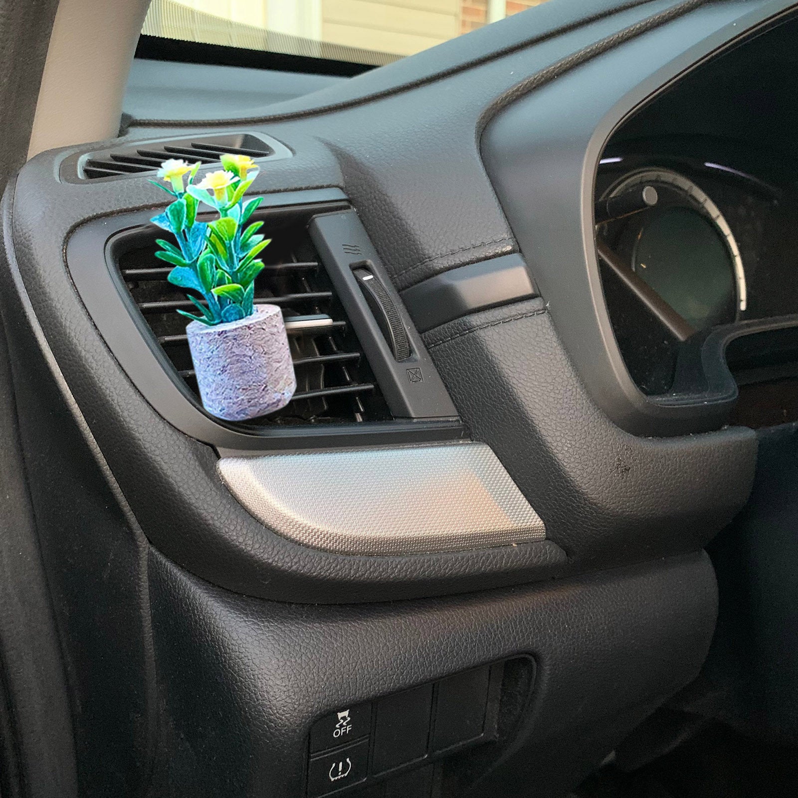 BloomVents – tiny plants, big freshness.